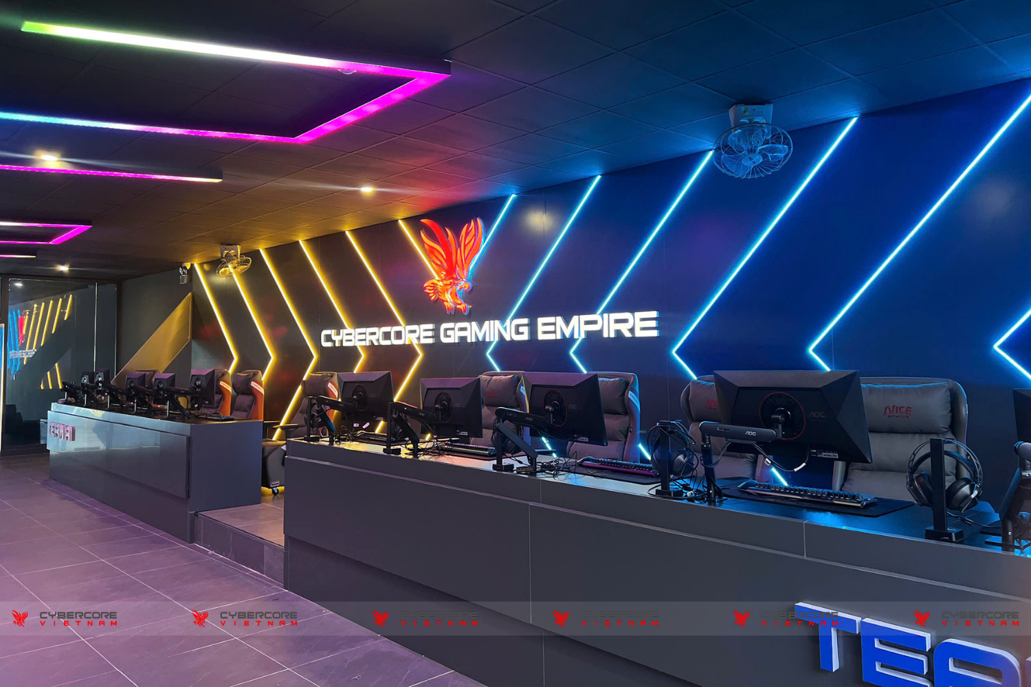 cybercore-gaming-empire (22)